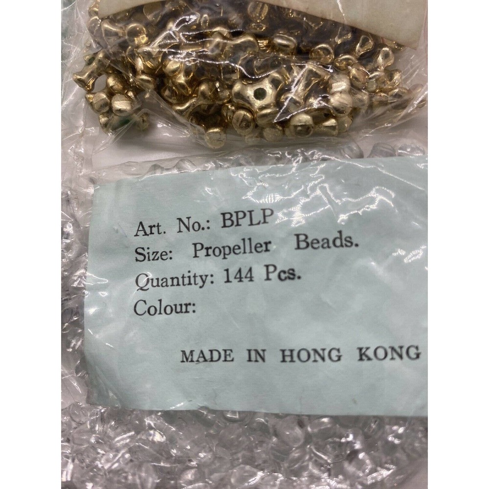 144 Gems 10MM TRI Propeller Beads blk,pink,yell,teal or clear 1 Bag - Picture 4 of 12